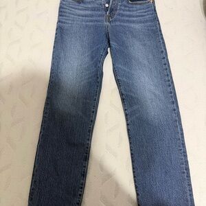 Straight Blue Levi Jeans